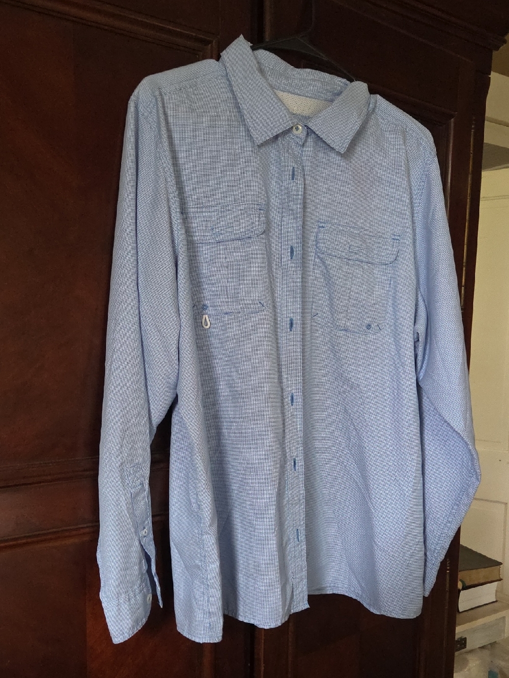 Cabela's Light Blue‎ Long-Sleeve Button-Up Shirt